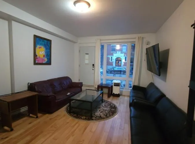 Full Kitchen - High Speed Internet - Beautiful Room