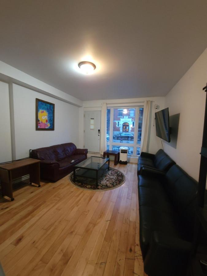 Full Kitchen - High Speed Internet - Beautiful Room *